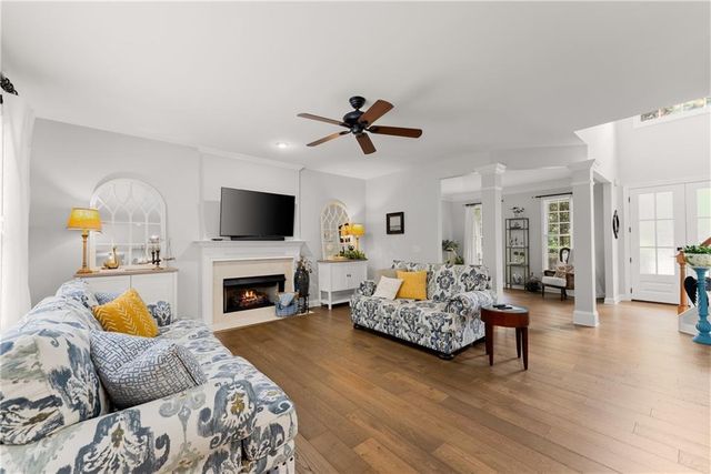 4015 Eyrie Farms Lane, Cumming, GA 30041