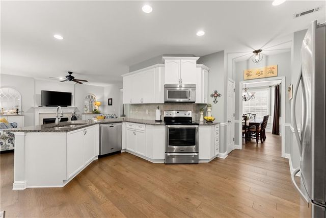 4015 Eyrie Farms Lane, Cumming, GA 30041