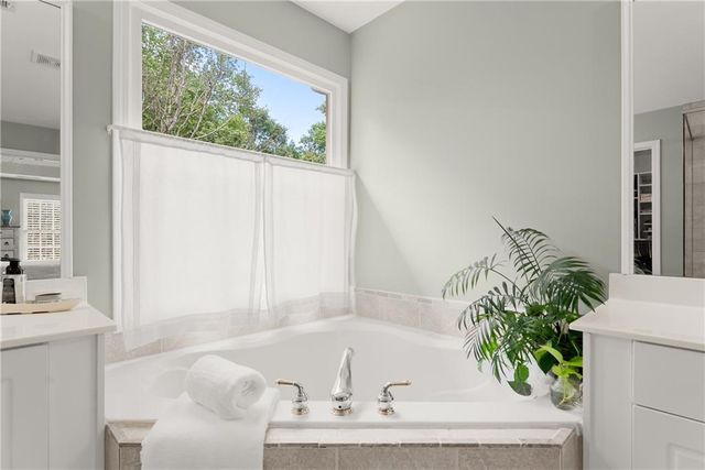 4015 Eyrie Farms Lane, Cumming, GA 30041