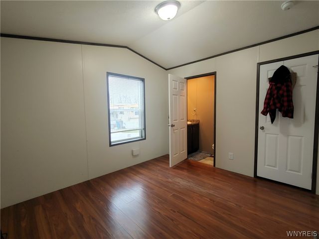 546 C, Niagara Falls, NY 14304