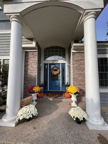 3975 Harbor Breeze Drive, Norton Shores, MI 49441