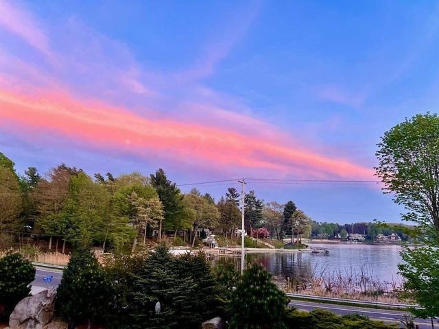 3975 Harbor Breeze Drive, Norton Shores, MI 49441