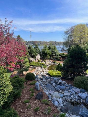3975 Harbor Breeze Drive, Norton Shores, MI 49441