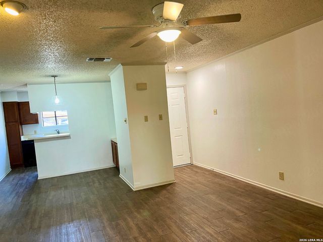 4212 Medical Dr Unit 1604, San Antonio, TX 78229