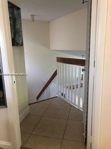 1063 Coral Club Dr 1063, Coral Springs, FL 33071