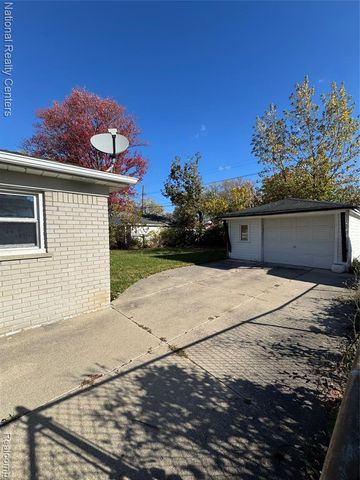 28110 Marshall Street, Southfield, MI 48076