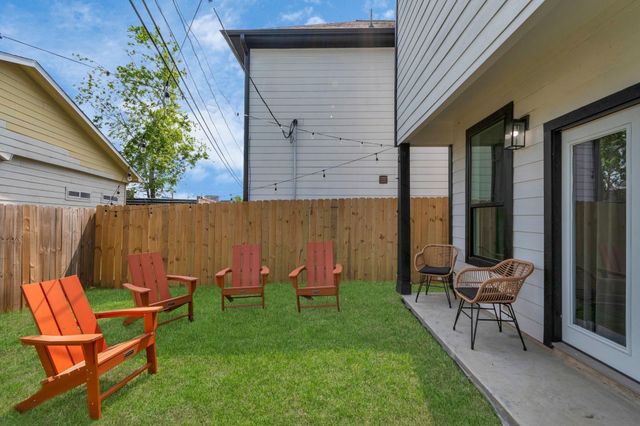 3127 Bolt Street, Houston, TX 77051