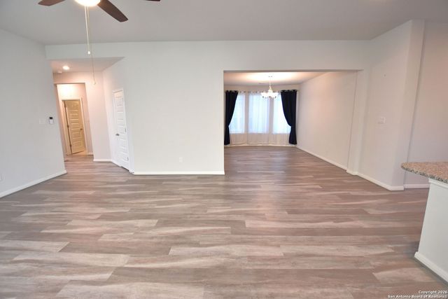 4923 RANAHAN PASS, St Hedwig, TX 78152