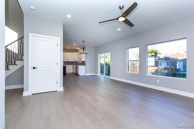 2023 Cecil Dr. Drive, Troy, MI 48083