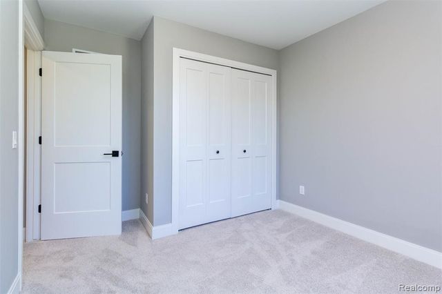 2023 Cecil Dr. Drive, Troy, MI 48083