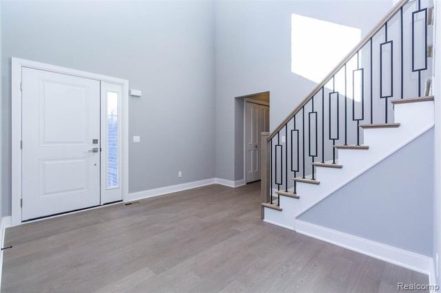 2023 Cecil Dr. Drive, Troy, MI 48083