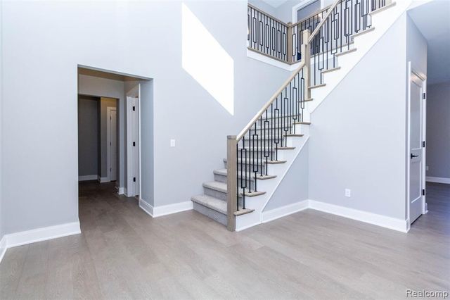 2023 Cecil Dr. Drive, Troy, MI 48083