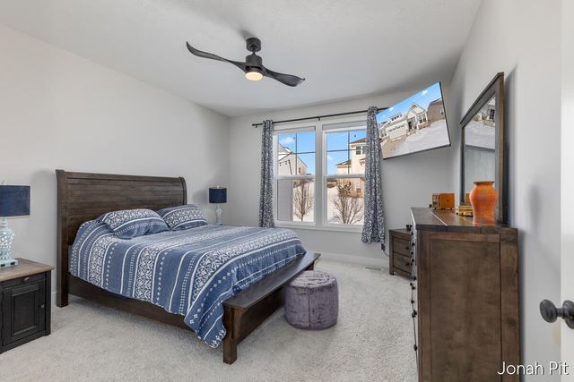 3093 Brayridge Drive, Jenison, MI 49428