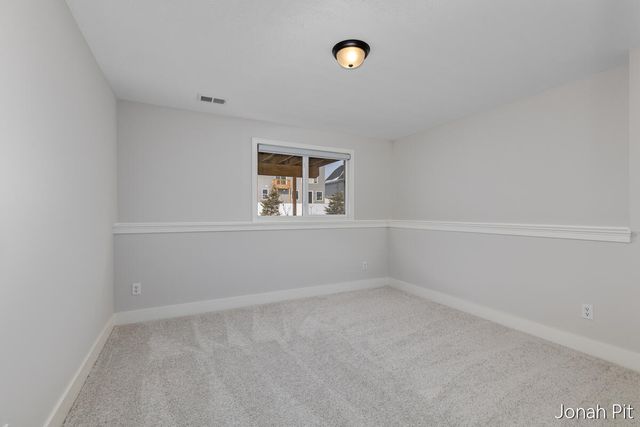 3093 Brayridge Drive, Jenison, MI 49428