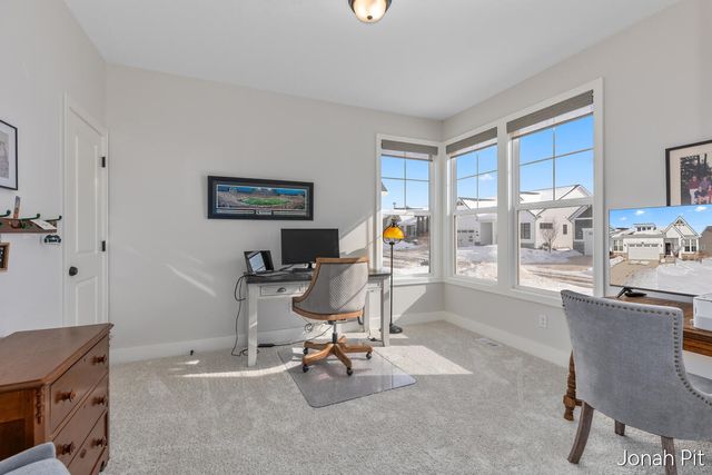 3093 Brayridge Drive, Jenison, MI 49428