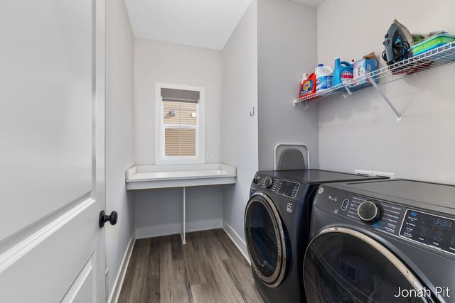 3093 Brayridge Drive, Jenison, MI 49428