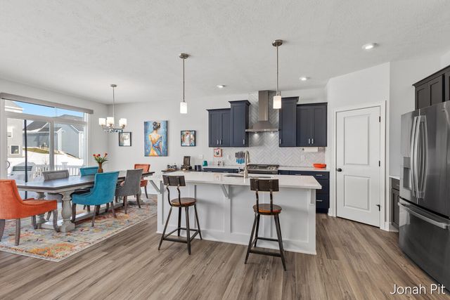 3093 Brayridge Drive, Jenison, MI 49428