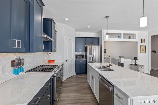 3093 Brayridge Drive, Jenison, MI 49428