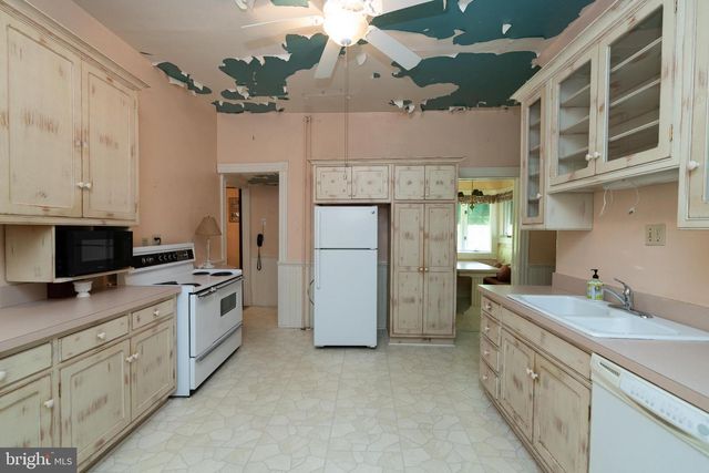 413 GRAND AVE, Front Royal, VA 22630
