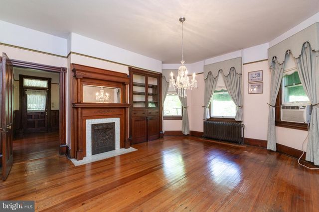 413 GRAND AVE, Front Royal, VA 22630