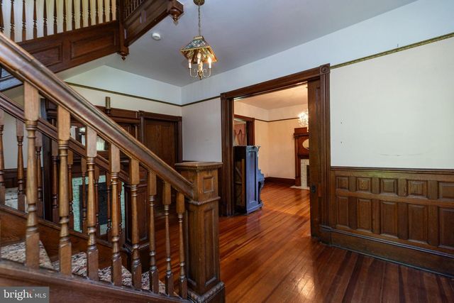 413 GRAND AVE, Front Royal, VA 22630