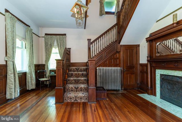 413 GRAND AVE, Front Royal, VA 22630