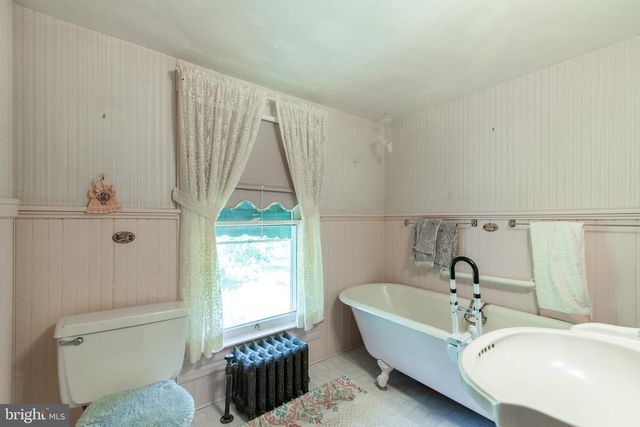 413 GRAND AVE, Front Royal, VA 22630