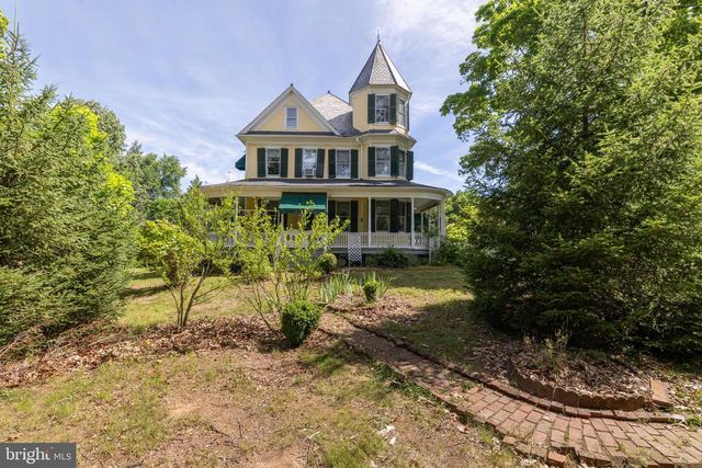 413 GRAND AVE, Front Royal, VA 22630