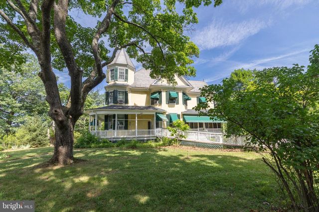 413 GRAND AVE, Front Royal, VA 22630