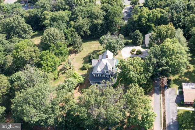413 GRAND AVE, Front Royal, VA 22630