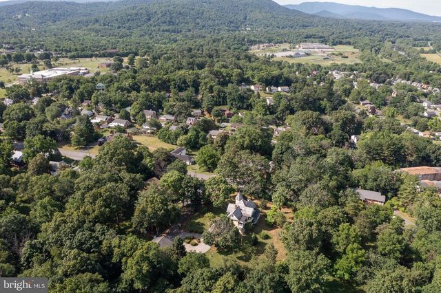 413 GRAND AVE, Front Royal, VA 22630
