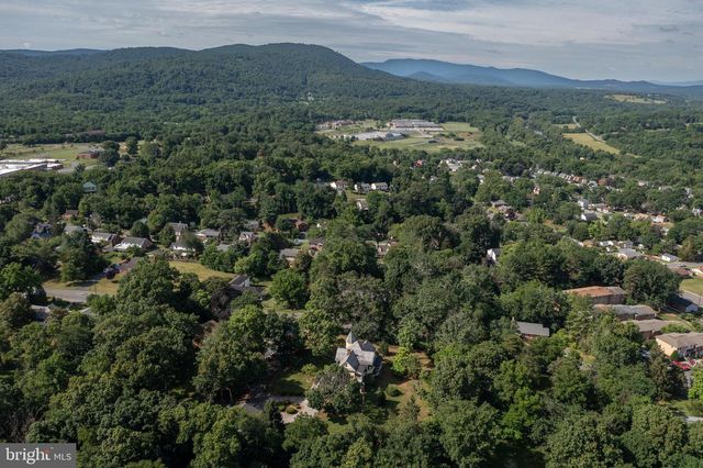 413 GRAND AVE, Front Royal, VA 22630