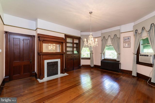 413 GRAND AVE, Front Royal, VA 22630