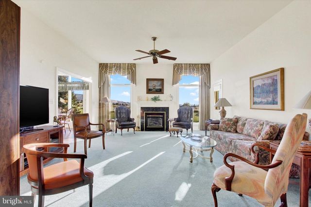 6788 ST ANNES DR, Fayetteville, PA 17222