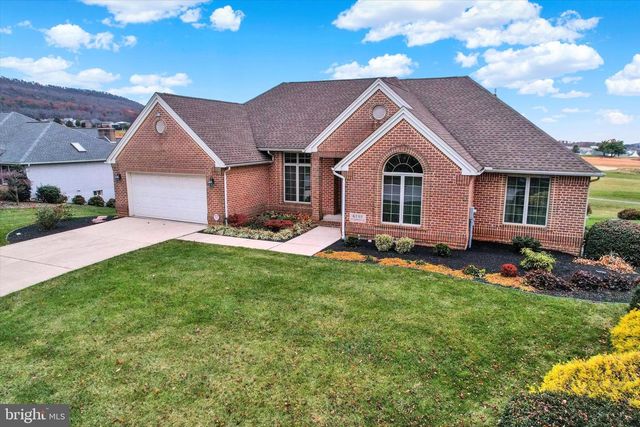 6788 ST ANNES DR, Fayetteville, PA 17222