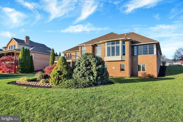 6788 ST ANNES DR, Fayetteville, PA 17222