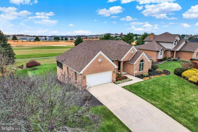 6788 ST ANNES DR, Fayetteville, PA 17222