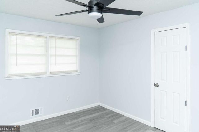745 Kingsbridge Road, Carrollton, GA 30117