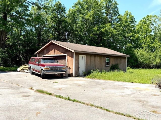 1408 Waldo Court, Midland, MI 48640