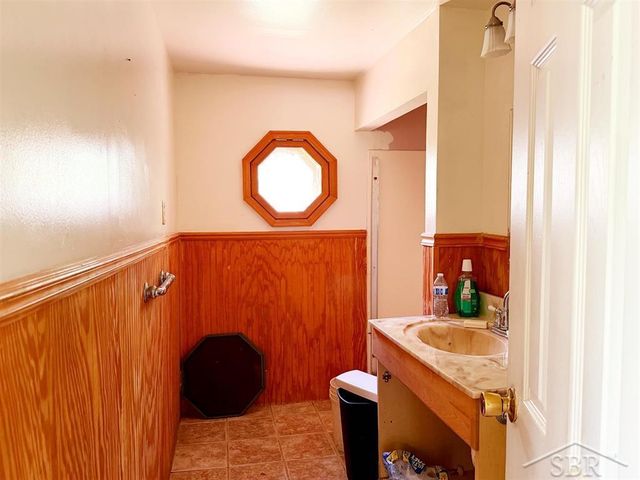 1408 Waldo Court, Midland, MI 48640
