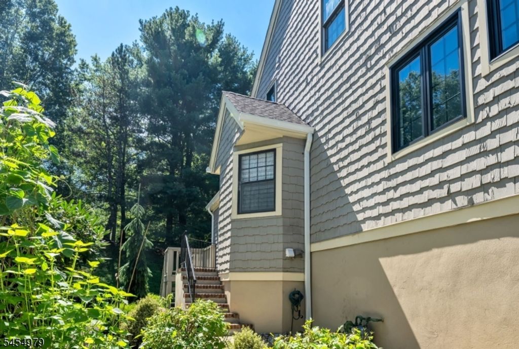72 Tanager Ct, Wayne Twp., NJ 07470 — photo 5