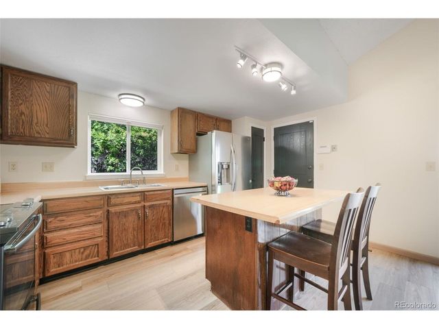 380 Winter Park Ln, Colorado Springs, CO 80919