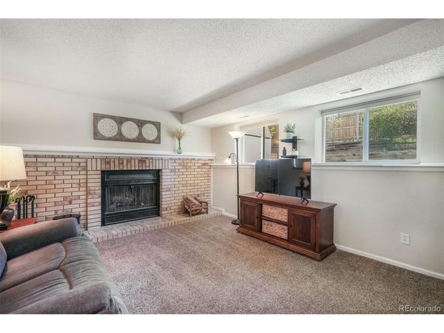 380 Winter Park Ln, Colorado Springs, CO 80919