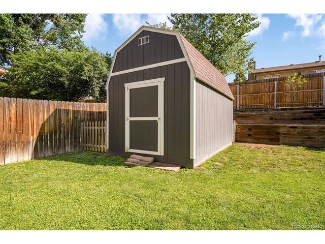 380 Winter Park Ln, Colorado Springs, CO 80919