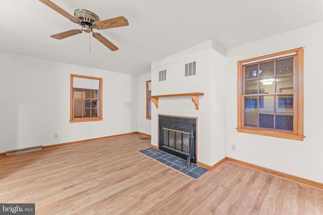 103 BELL AIR PL, Fredericksburg, VA 22405