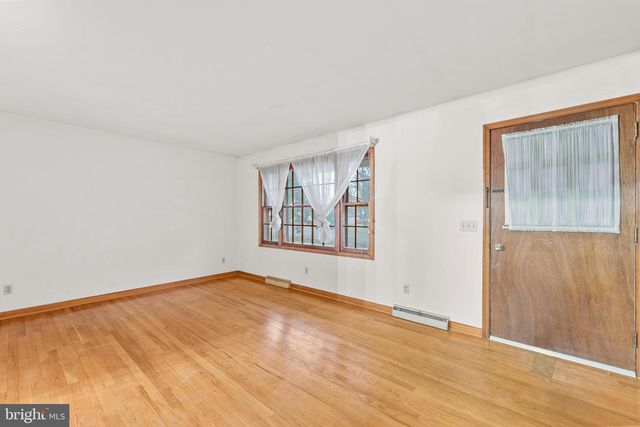 103 BELL AIR PL, Fredericksburg, VA 22405