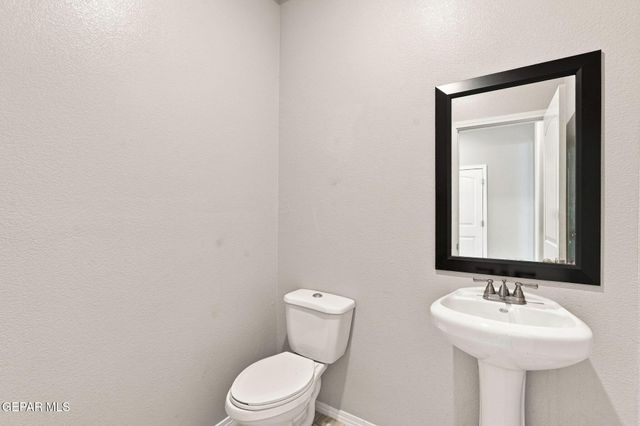 503 DUSK VIEW Street, Socorro, TX 79927