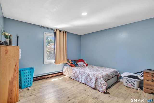 7 Genesee Street, East Haven, CT 06512