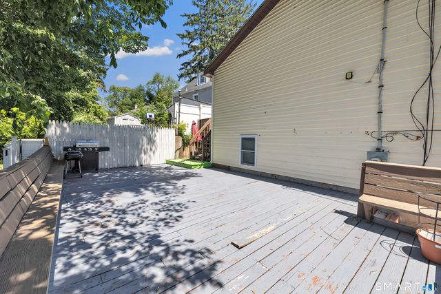 7 Genesee Street, East Haven, CT 06512