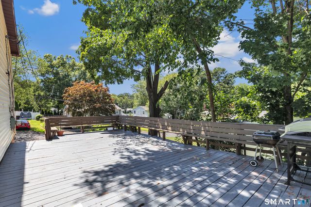 7 Genesee Street, East Haven, CT 06512